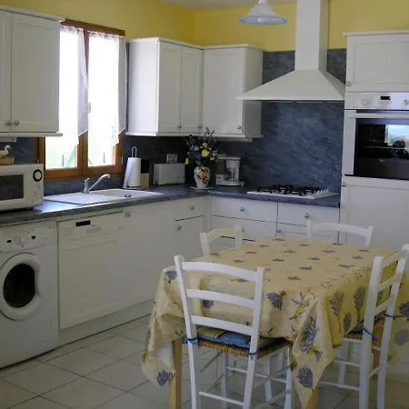 Maison Avec Terrasse Et Jardin A St Meard De Drone, Animaux Acceptes - Fr-1-616-90 Landsted