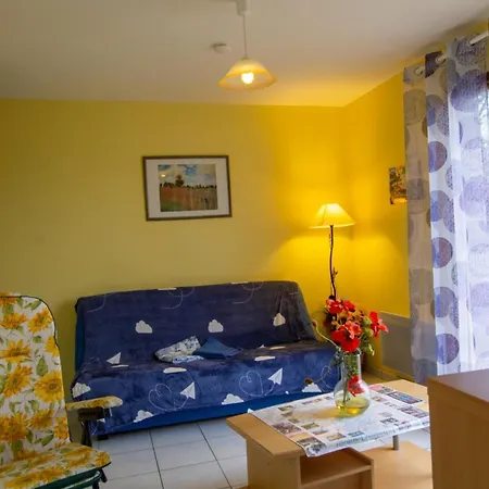 Maison Charmante Avec Terrasse, Jardin Clos Et Animaux Acceptes - Fr-1-616-90 * Saint-Martin-de-Riberac